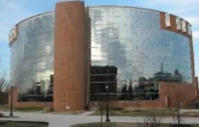 特拉华州立大学（采用Cat6UTP+光缆系统）